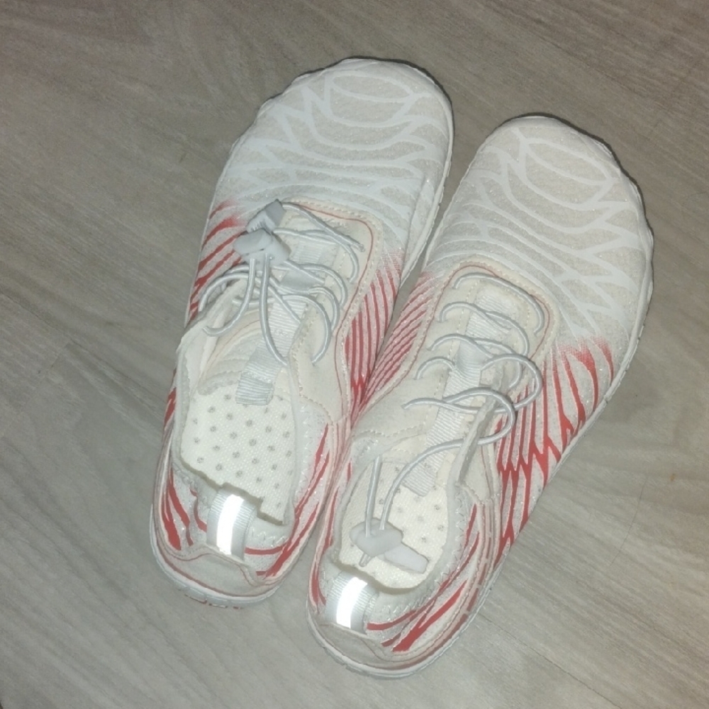 Stylish White and Red Women's Shoes